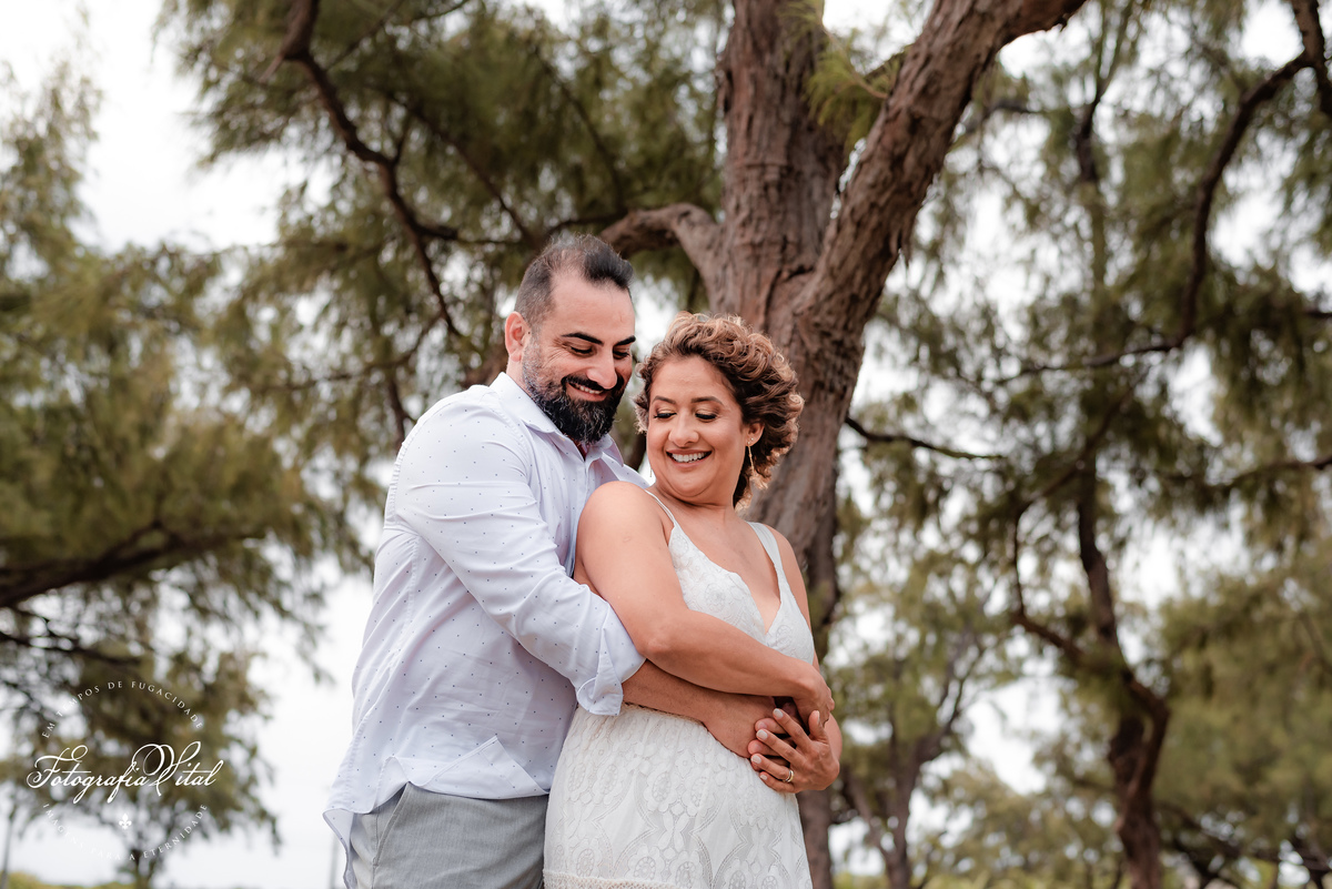 Ensaio de Casal em Natal RN, Fotógrafo de Casamento em Natal. Praia dos Pinheiros, Pinheiros da Via Costeira, Prewedding, Ensaio pré-casamento.