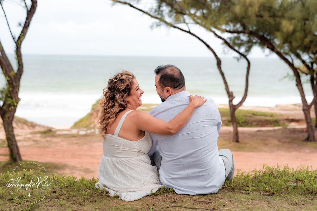 Ensaio de Casal em Natal RN, Fotógrafo de Casamento em Natal. Praia dos Pinheiros, Pinheiros da Via Costeira, Prewedding, Ensaio pré-casamento.
