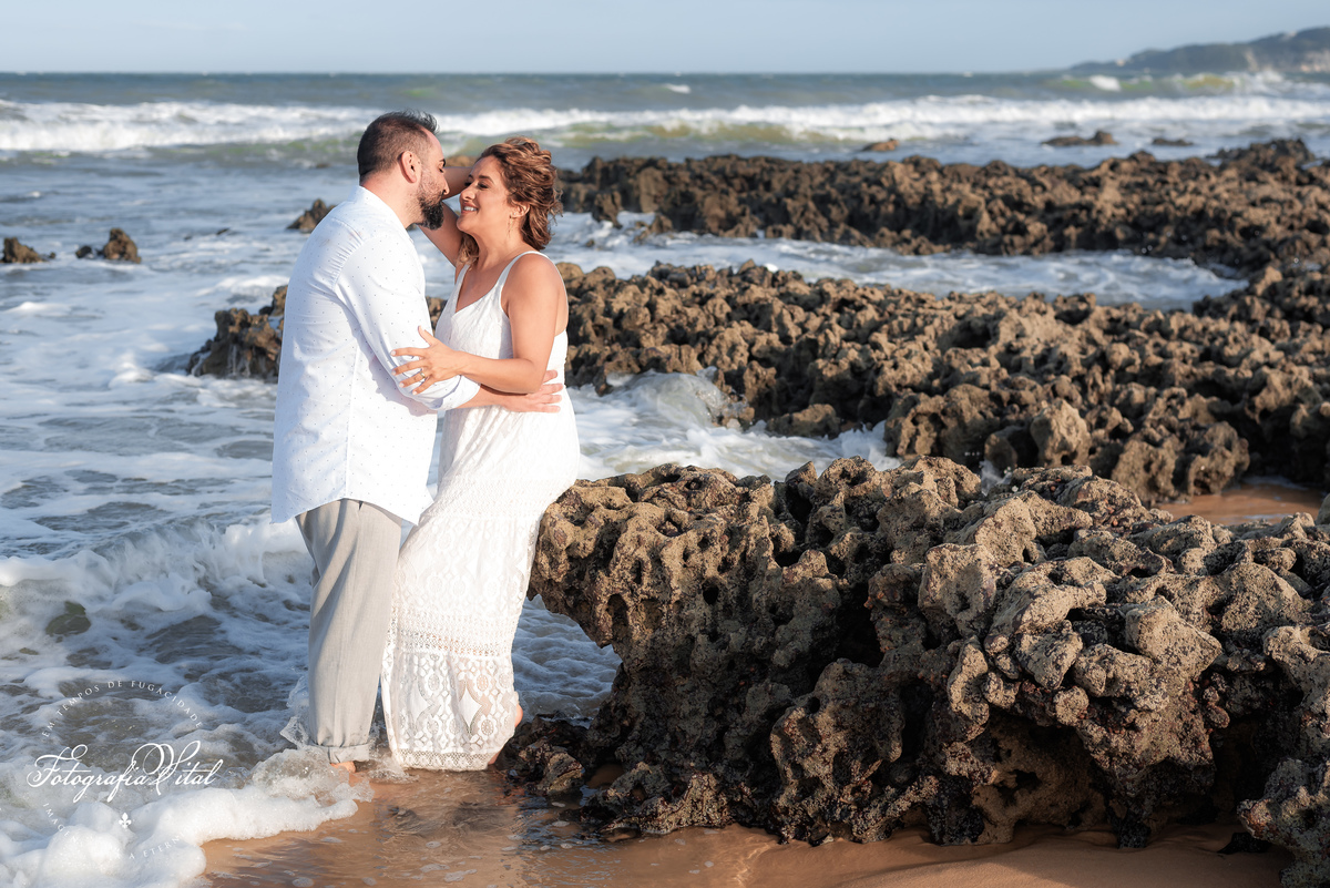 Ensaio de Casal em Natal RN, Fotógrafo de Casamento em Natal. Praia dos Pinheiros, Pinheiros da Via Costeira, Prewedding, Ensaio pré-casamento.