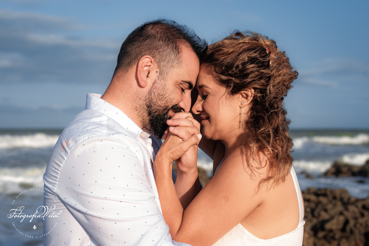 Ensaio de Casal em Natal RN, Fotógrafo de Casamento em Natal. Praia dos Pinheiros, Pinheiros da Via Costeira, Prewedding, Ensaio pré-casamento.