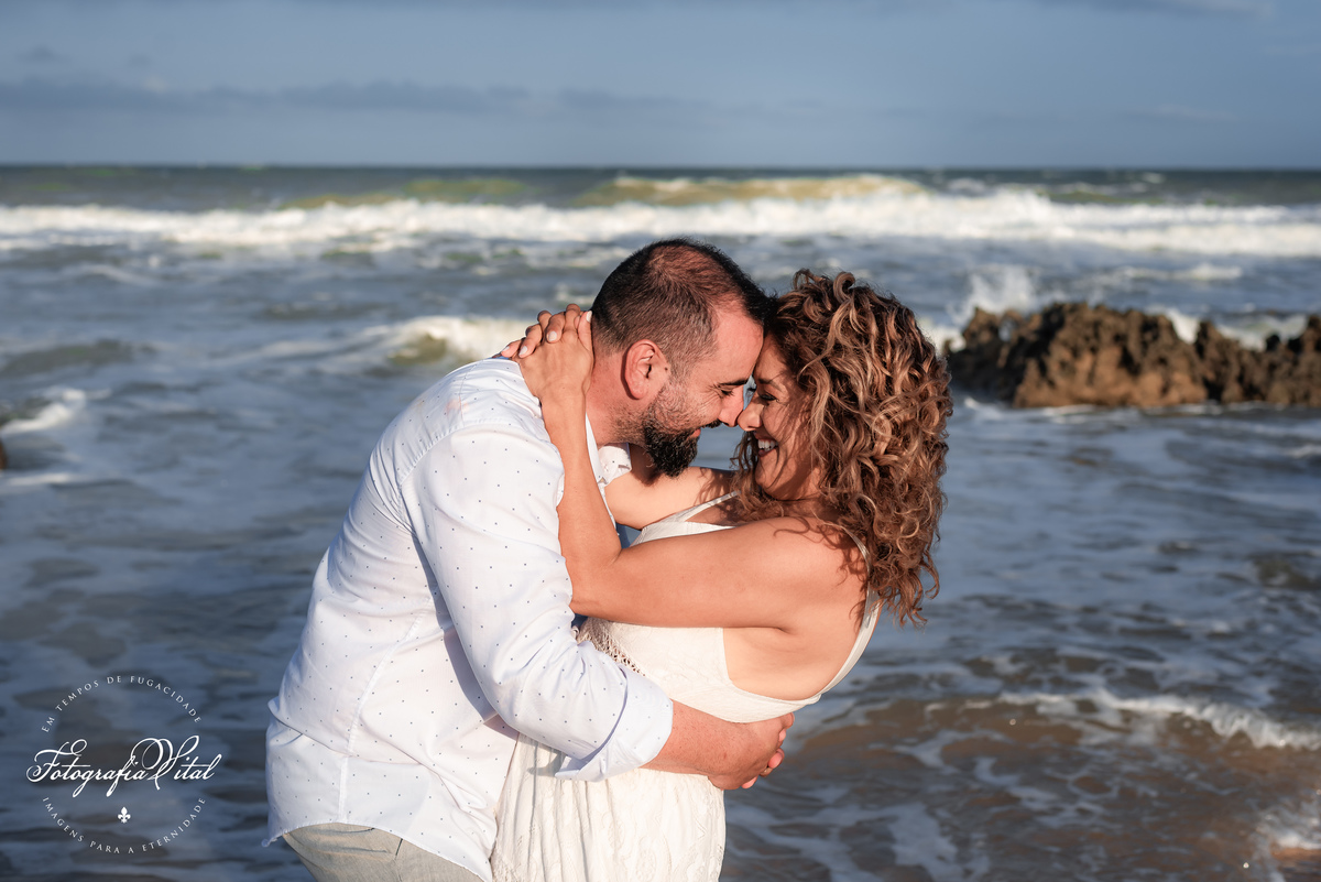Ensaio de Casal em Natal RN, Fotógrafo de Casamento em Natal. Praia dos Pinheiros, Pinheiros da Via Costeira, Prewedding, Ensaio pré-casamento.