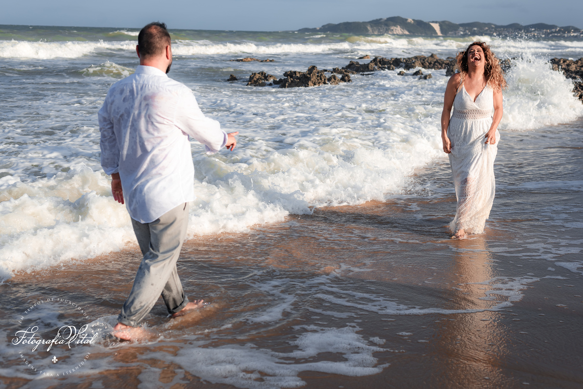 Ensaio de Casal em Natal RN, Fotógrafo de Casamento em Natal. Praia dos Pinheiros, Pinheiros da Via Costeira, Prewedding, Ensaio pré-casamento.