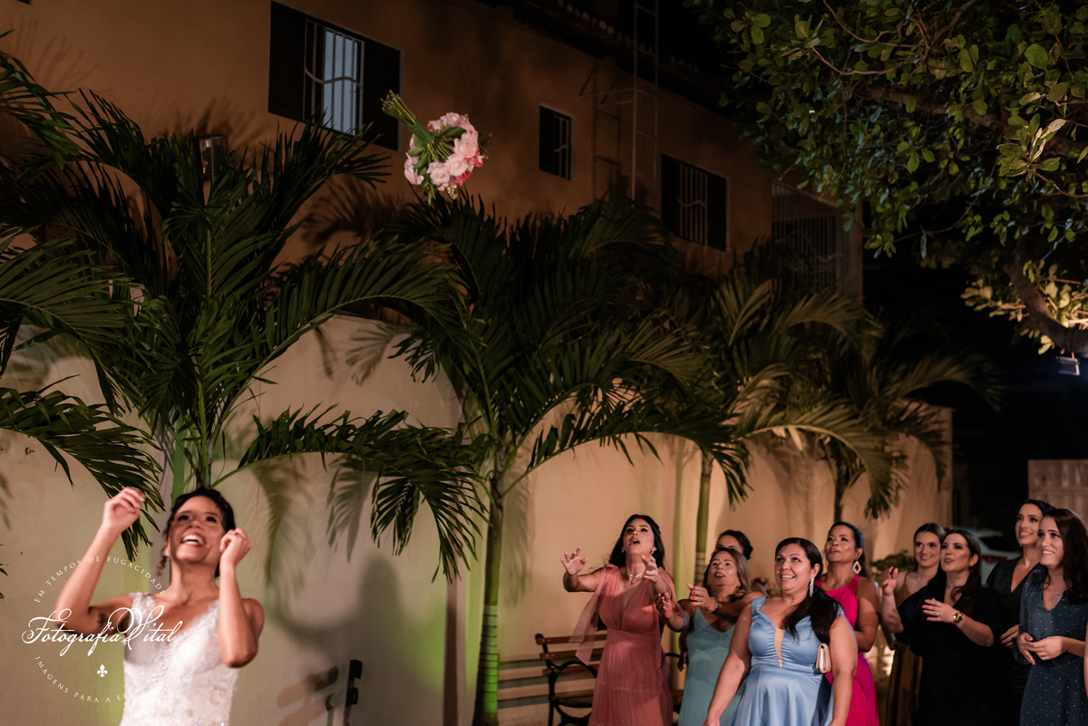 Alamandas buffet e Recepção, Parnamirim / RN, Fotógrafo em natal rn, Casamento em Natal, Casamento no campo, casamento ao ar livre, noiva jogando buquê