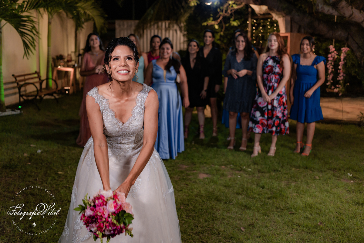 Alamandas buffet e Recepção, Parnamirim / RN, Fotógrafo em natal rn, Casamento em Natal, Casamento no campo, casamento ao ar livre, noiva jogando buquê