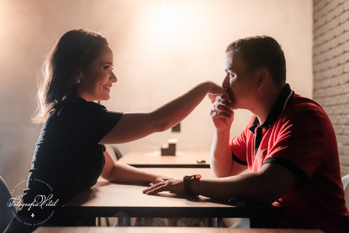 Ensaio de casal na Hamburgueria artesanal Best Blend Burguer, Natal RN - Fotógrafo em Natal