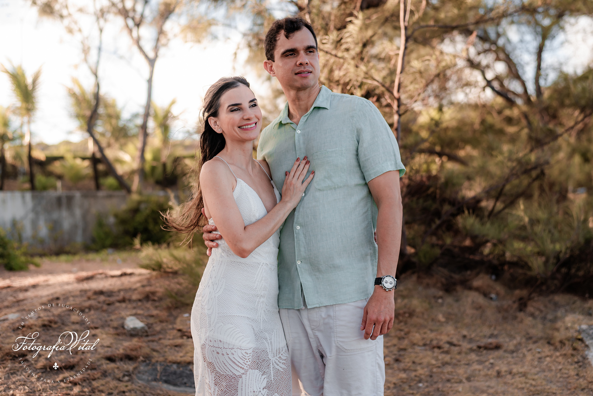 Ensaio de casal com cachorro em natal rn, pinheiros da via costeira, prewedding, pre casamento, book de casal