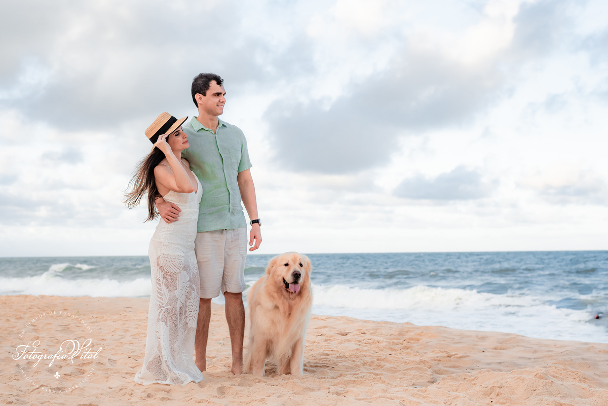Ensaio de casal com cachorro em natal rn, pinheiros da via costeira, prewedding, pre casamento, book de casal