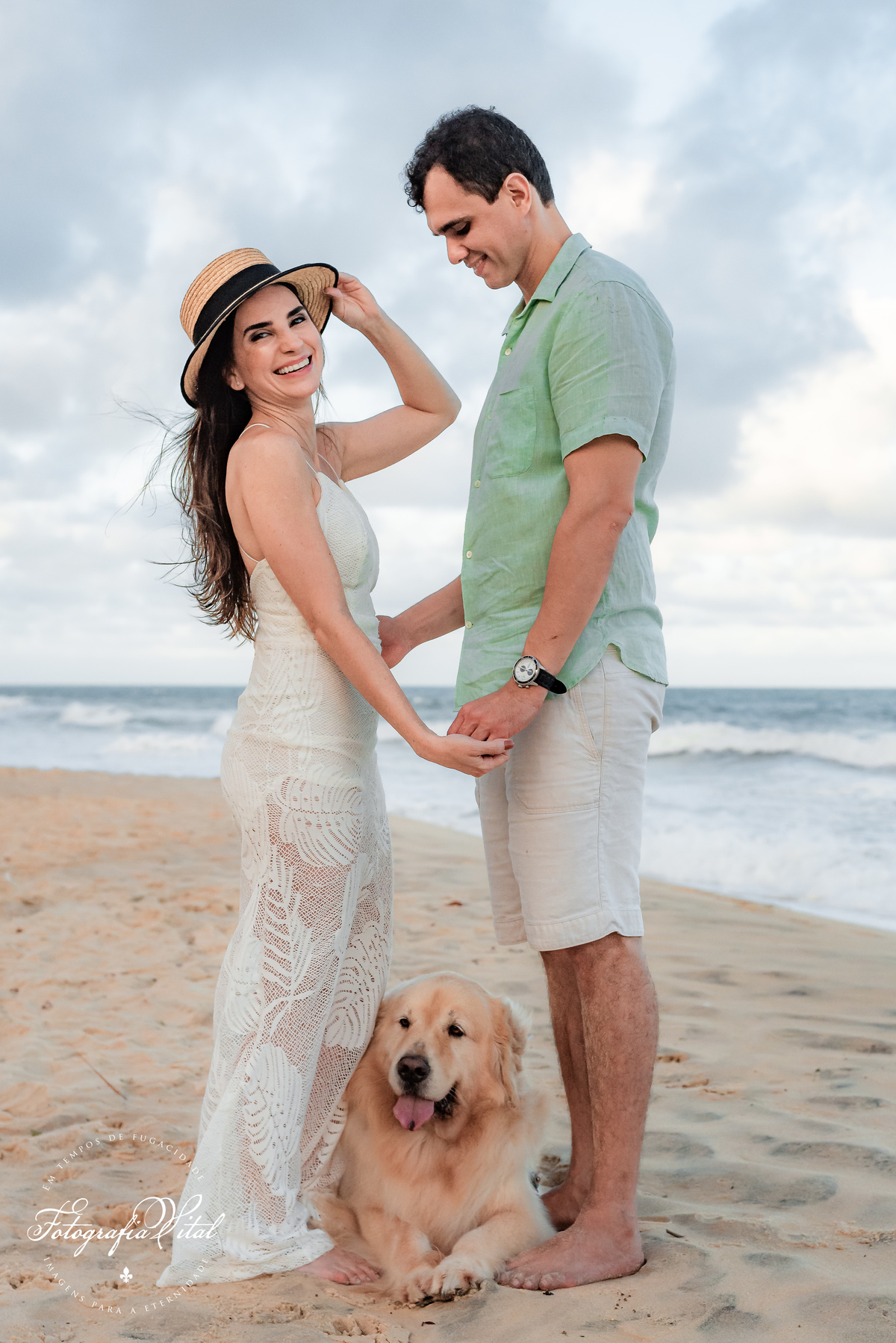 Ensaio de casal com cachorro em natal rn, pinheiros da via costeira, prewedding, pre casamento, book de casal