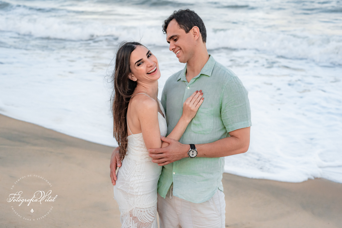 Ensaio de casal com cachorro em natal rn, pinheiros da via costeira, prewedding, pre casamento, book de casal