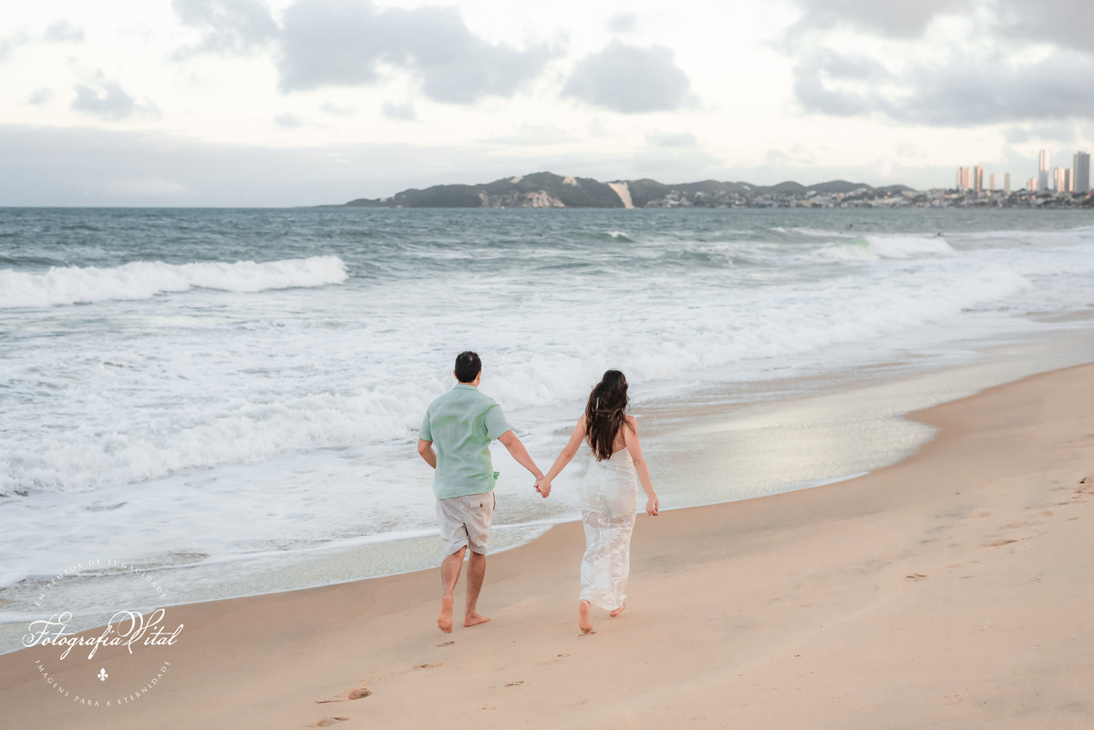 Ensaio de casal com cachorro em natal rn, pinheiros da via costeira, prewedding, pre casamento, book de casal