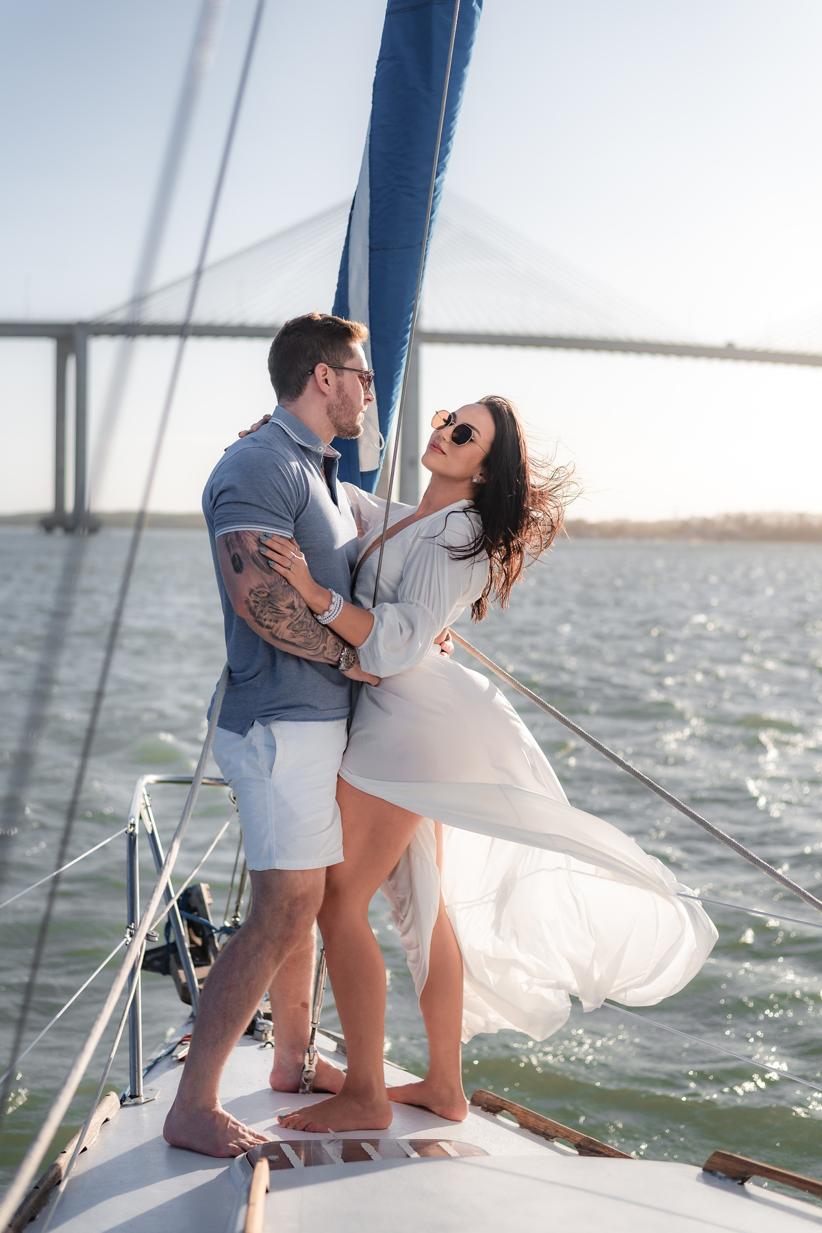 ensaio de casal no veleiro paraíso, vento leve, natal - rn, pre-wedding, precasamento, book de casal