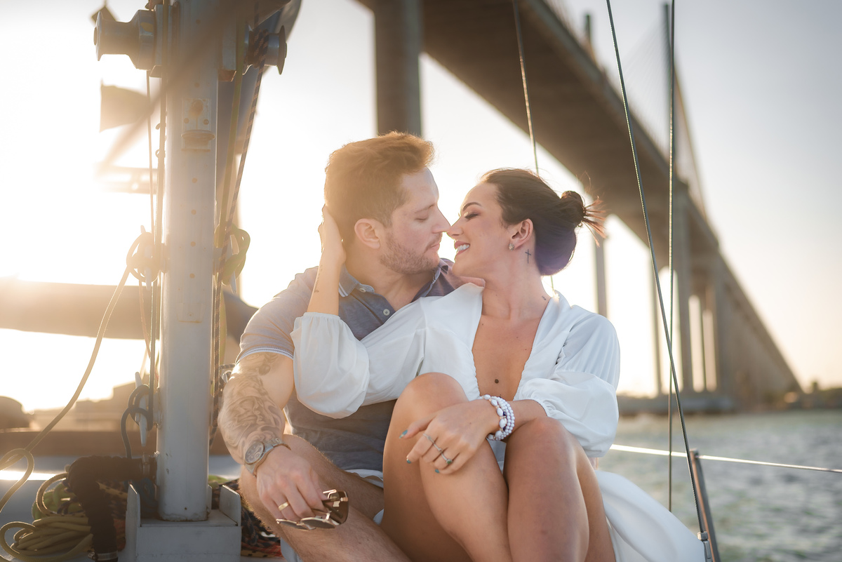 ensaio de casal no veleiro paraíso, vento leve, natal - rn, pre-wedding, precasamento, book de casal