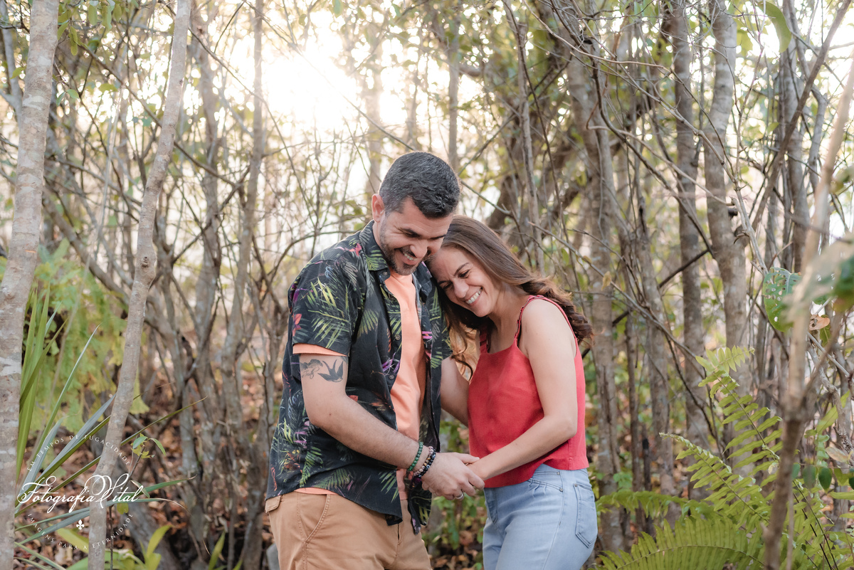 Ensaio de casal em trailer, Tibau do Sul, Pipa, Rio Grande do Norte, Fotógrafo em Natal, Fotografia Vital