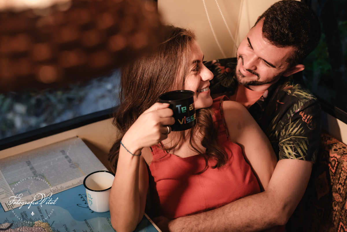 Ensaio de casal em trailer, Tibau do Sul, Pipa, Rio Grande do Norte, Fotógrafo em Natal, Fotografia Vital