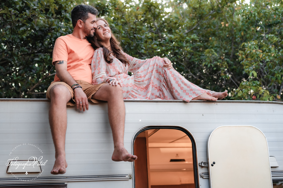 Ensaio de casal em trailer, Tibau do Sul, Pipa, Rio Grande do Norte, Fotógrafo em Natal, Fotografia Vital