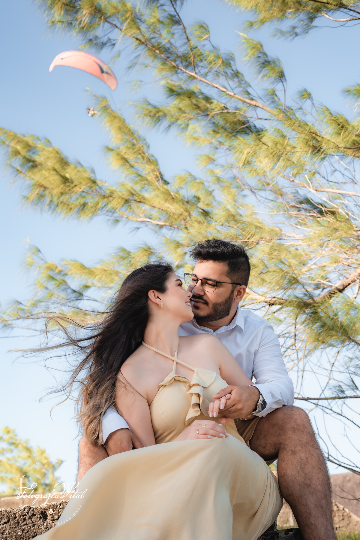 ensaio fotográfico de casal, ensaiodecasal, prewedding precasamento, ensaio de casal, natal, rio grande do norte, brasil, museu da rampa, complexo cultural da rampa, pinheiros da via costeira, praia, por do sol, fotografo em natal