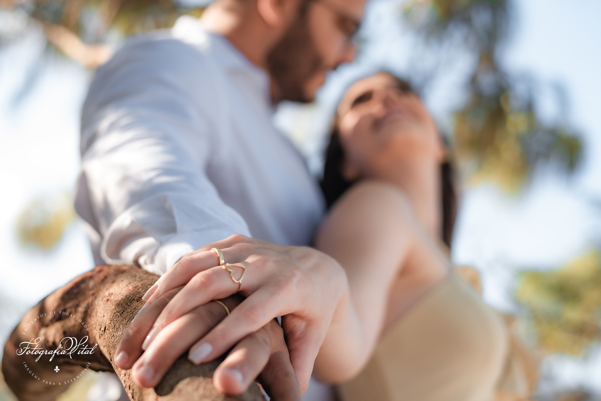 ensaio fotográfico de casal, ensaiodecasal, prewedding precasamento, ensaio de casal, natal, rio grande do norte, brasil, museu da rampa, complexo cultural da rampa, pinheiros da via costeira, praia, por do sol, fotografo em natal