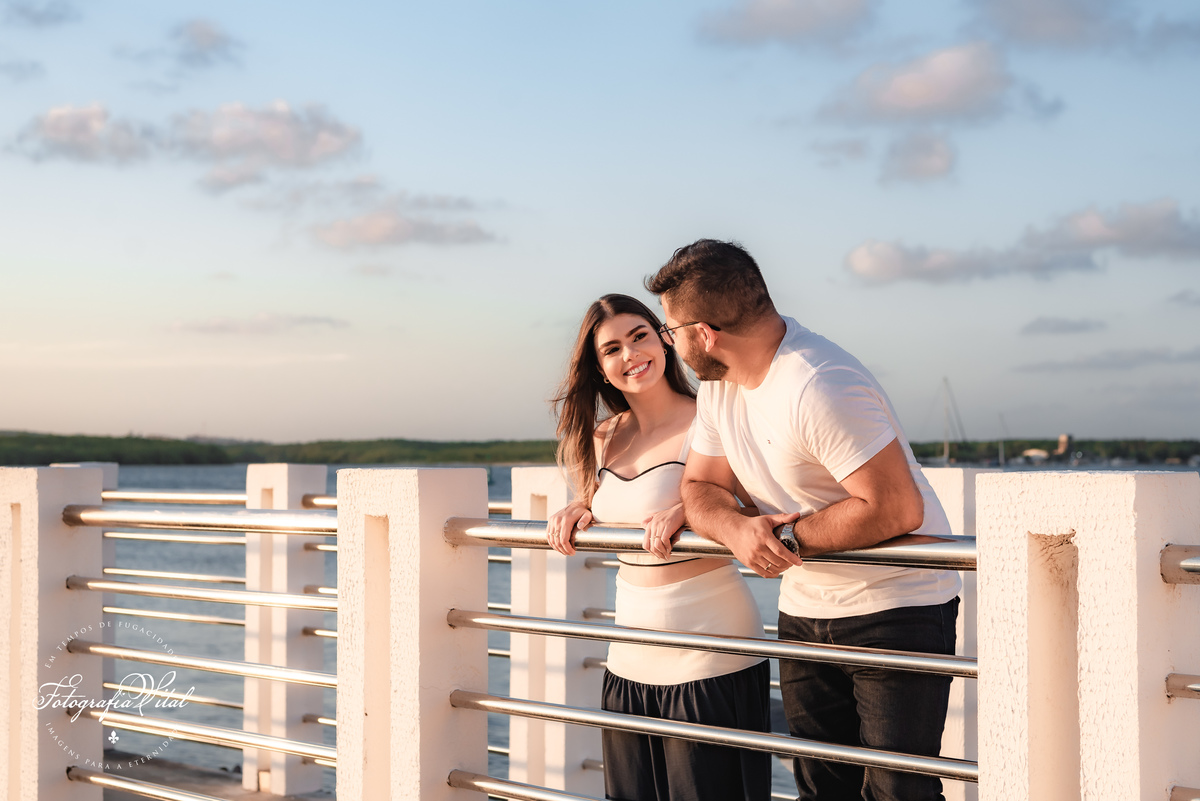 ensaio fotográfico de casal, ensaiodecasal, prewedding precasamento, ensaio de casal, natal, rio grande do norte, brasil, museu da rampa, complexo cultural da rampa, pinheiros da via costeira, praia, por do sol, fotografo em natal