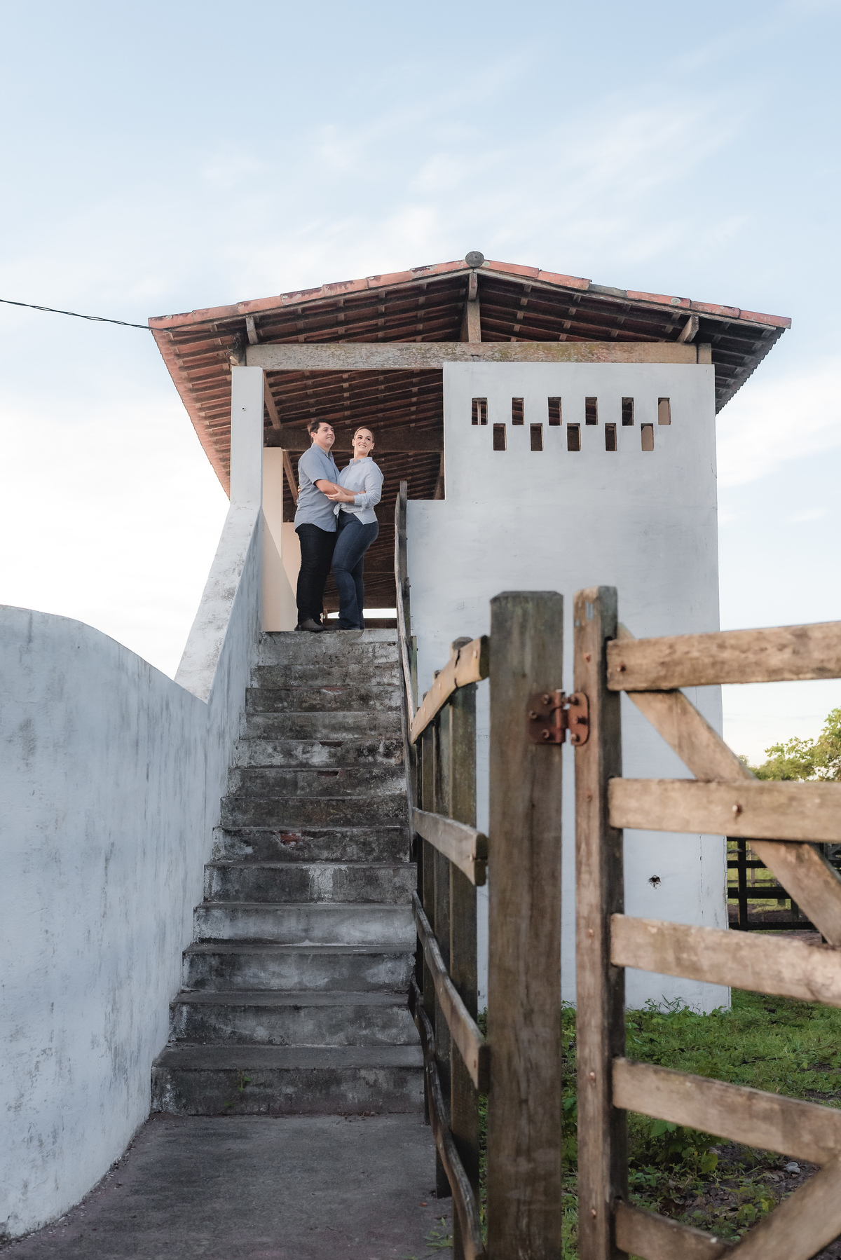  ensaio de casal na fazenda, ensaio de casal ao por do sol, ensaio de casal, fotografo emnatal, natal rn brasil, fotografia vital, ensaio de casal com cavalos