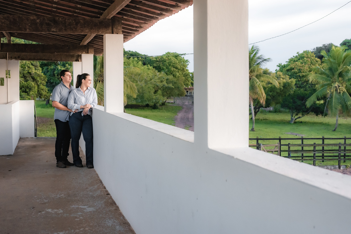  ensaio de casal na fazenda, ensaio de casal ao por do sol, ensaio de casal, fotografo emnatal, natal rn brasil, fotografia vital, ensaio de casal com cavalos