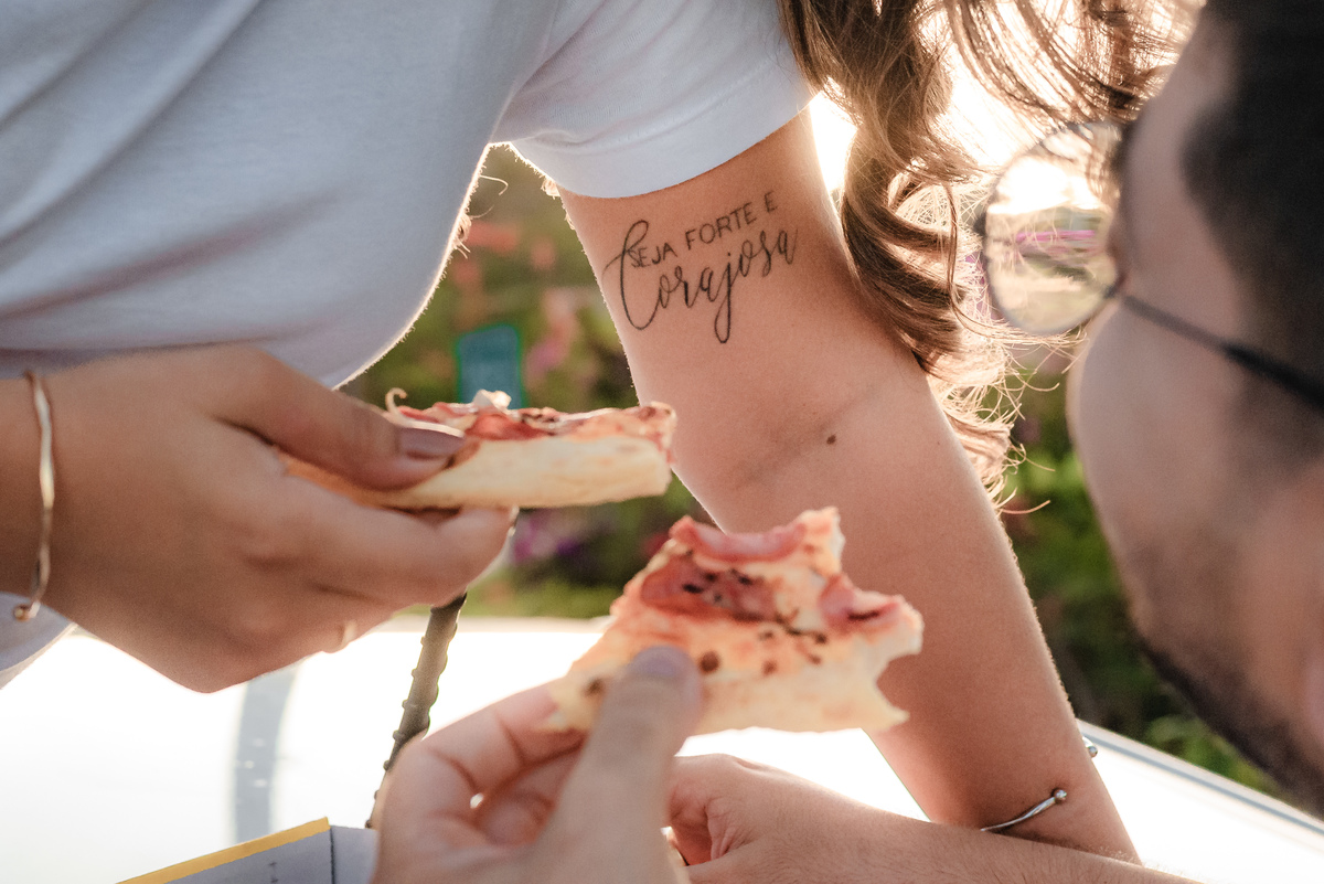 ensaio de casal na estrada