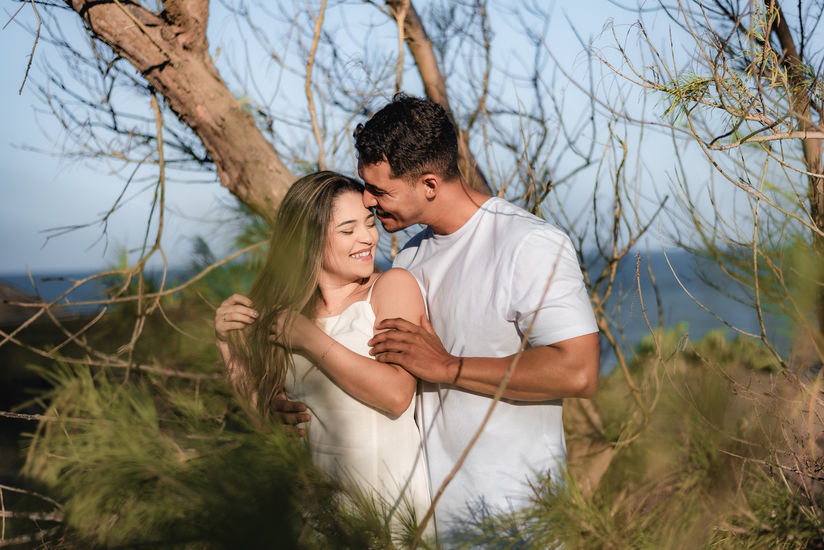 Ensaio de Casal na praia, Ensaio Pré-Casamento, Ensaio de Casal, Fotógrafo em Natal, Fotógrafo de Casamento, Pinheiros da Via Costeira - Natal/RN