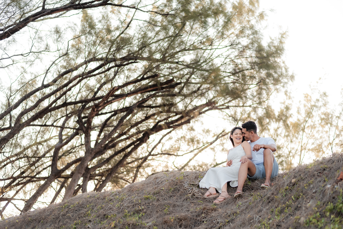 Ensaio de Casal na praia, Ensaio Pré-Casamento, Ensaio de Casal, Fotógrafo em Natal, Fotógrafo de Casamento, Pinheiros da Via Costeira - Natal/RN