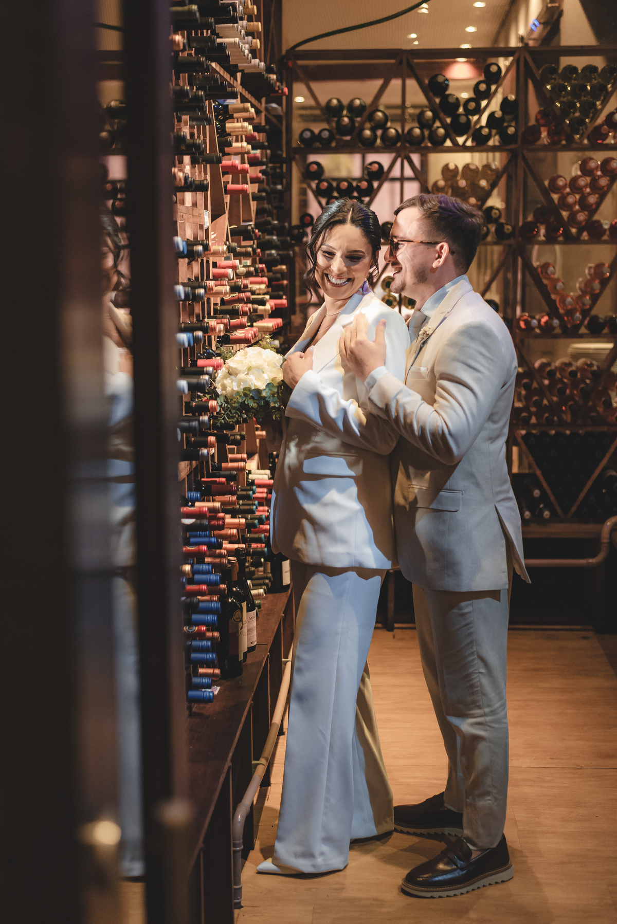 ensaio de casal, adega de vinhos, first look, primeira vista, , Casamento, Fotógrafo em Natal, Fotografia Vital, Restaurante Sal e brasa, Natal / RN