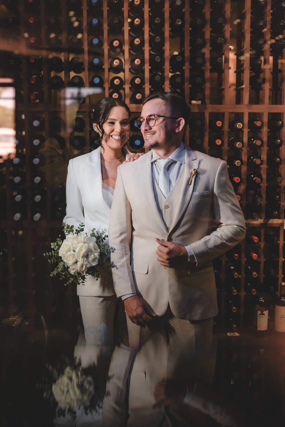 ensaio de casal, adega de vinhos, first look, primeira vista, , Casamento, Fotógrafo em Natal, Fotografia Vital, Restaurante Sal e brasa, Natal / RN