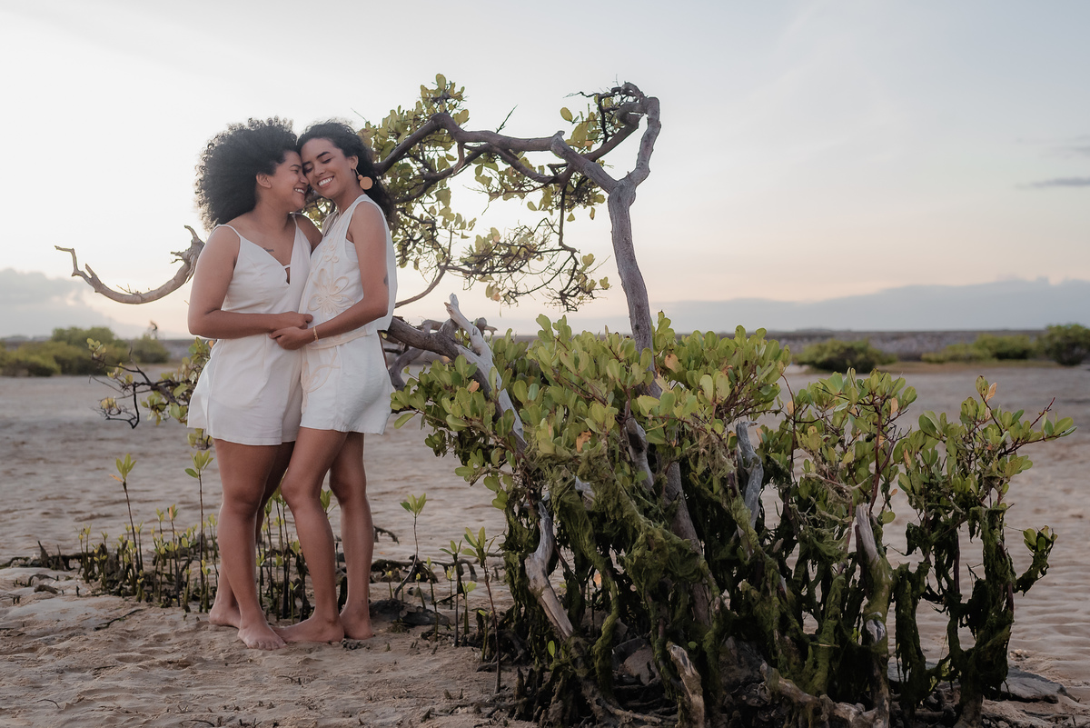 ensaio de casal lgbtqiapn+, lgbt, fotógrafo em natal, fotografia vital, ensaio de casal, prewedding, praia, Praia do Forte, Forte dos Reis Magos, Natal/RN - Brasil