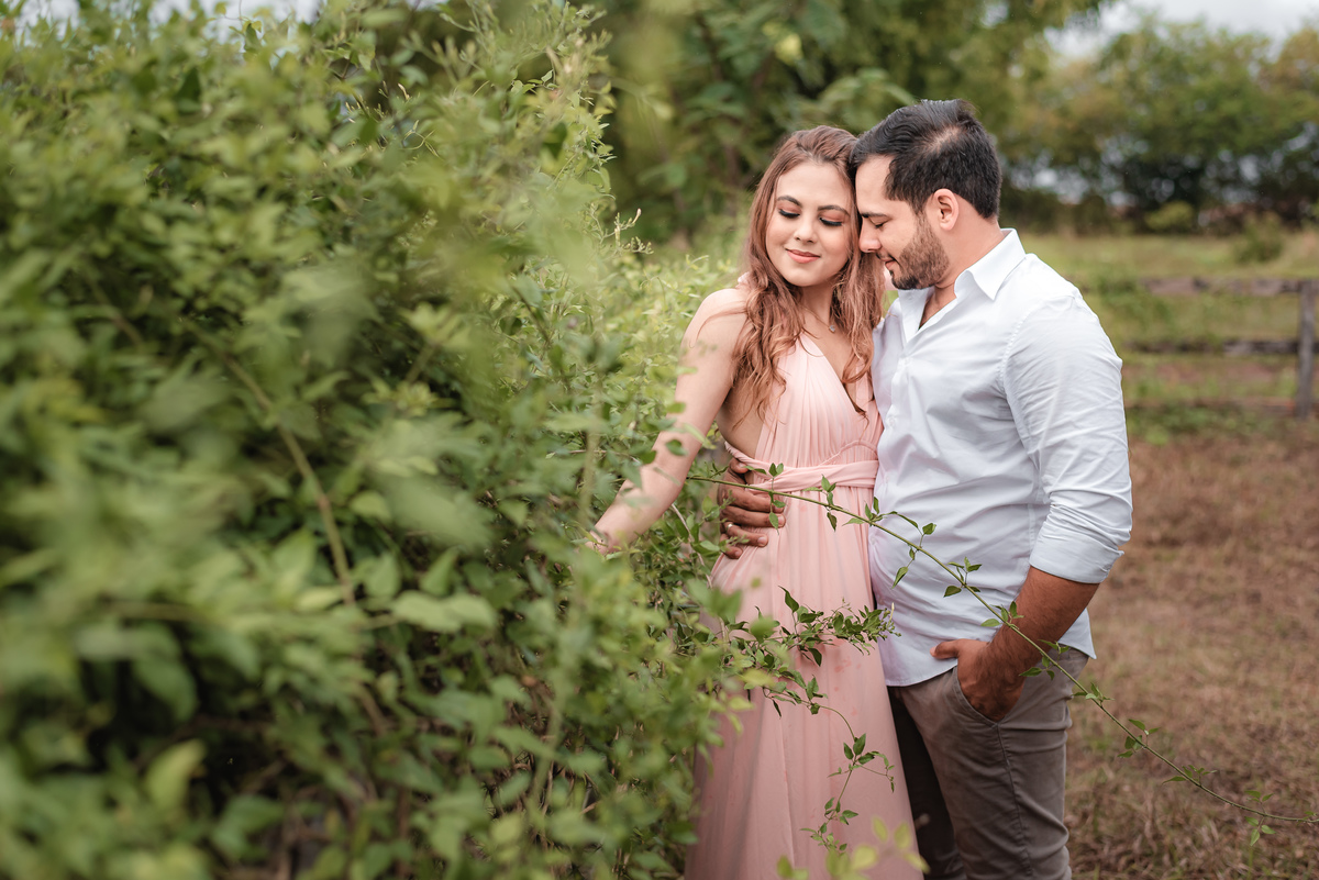 Ensaio de Csal com cavalos, ensaio de casal na fazenda, prewedding, casamento, fotografoemnatal, ensaio de casal em ceará-mim