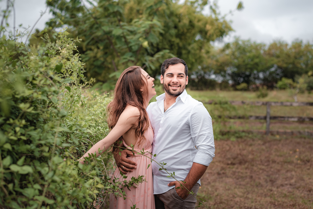 Ensaio de Csal com cavalos, ensaio de casal na fazenda, prewedding, casamento, fotografoemnatal, ensaio de casal em ceará-mim