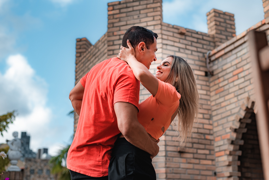 Ensaio de Casal _ Pré-wedding _ Ensaio Fotográfico Precasamento_Natal_ Rio Grande do Norte _ Fotografo em Natal_ Fotografo de casamento em Natal _ Wendel e Nanda _ Taverna Pub e Espaço  Ávalon