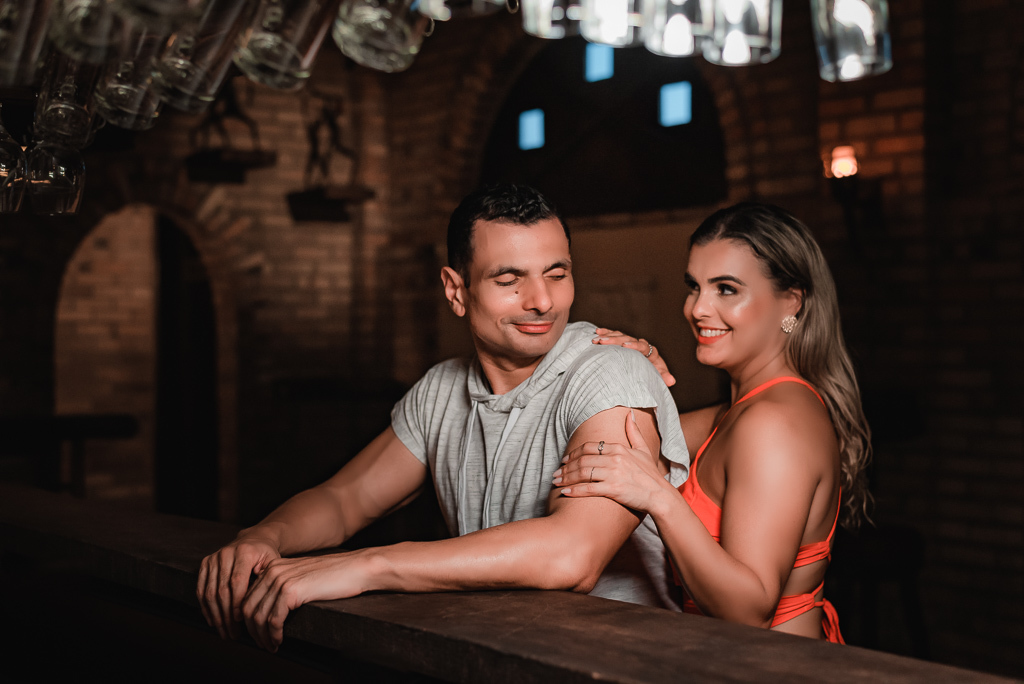 Ensaio de Casal _ Pré-wedding _ Ensaio Fotográfico Precasamento_Natal_ Rio Grande do Norte _ Fotografo em Natal_ Fotografo de casamento em Natal _ Wendel e Nanda _ Taverna Pub e Espaço  Ávalon