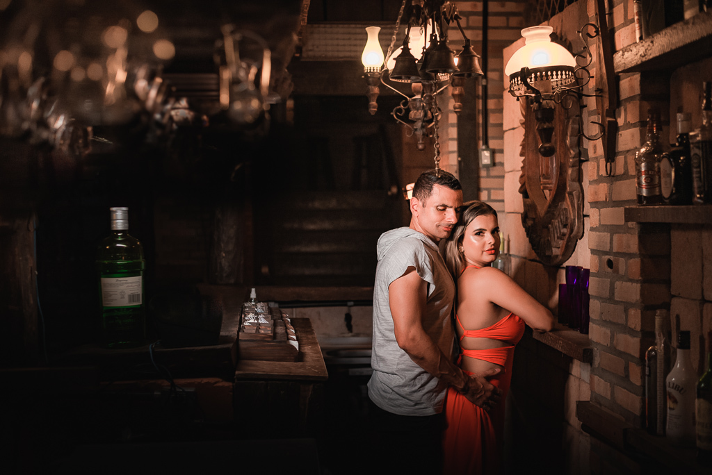 Ensaio de Casal _ Pré-wedding _ Ensaio Fotográfico Precasamento_Natal_ Rio Grande do Norte _ Fotografo em Natal_ Fotografo de casamento em Natal _ Wendel e Nanda _ Taverna Pub e Espaço  Ávalon
