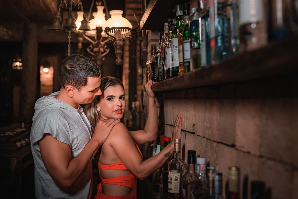Ensaio de Casal _ Pré-wedding _ Ensaio Fotográfico Precasamento_Natal_ Rio Grande do Norte _ Fotografo em Natal_ Fotografo de casamento em Natal _ Wendel e Nanda _ Taverna Pub e Espaço  Ávalon