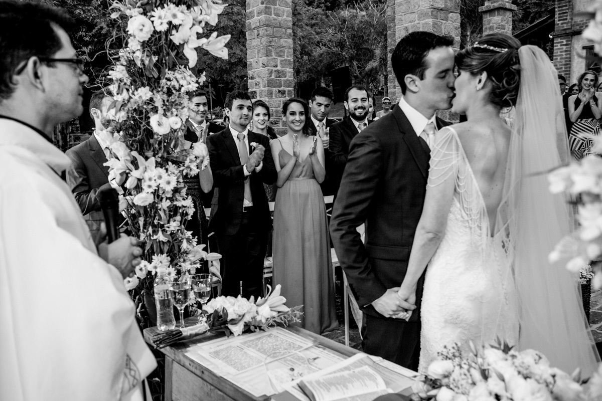 Fotografia de casamento em mogi guaçu, decoração de casamento, fotografo rafael serra, casamento de amanda e george, cerimonia emocionante ao ar livre