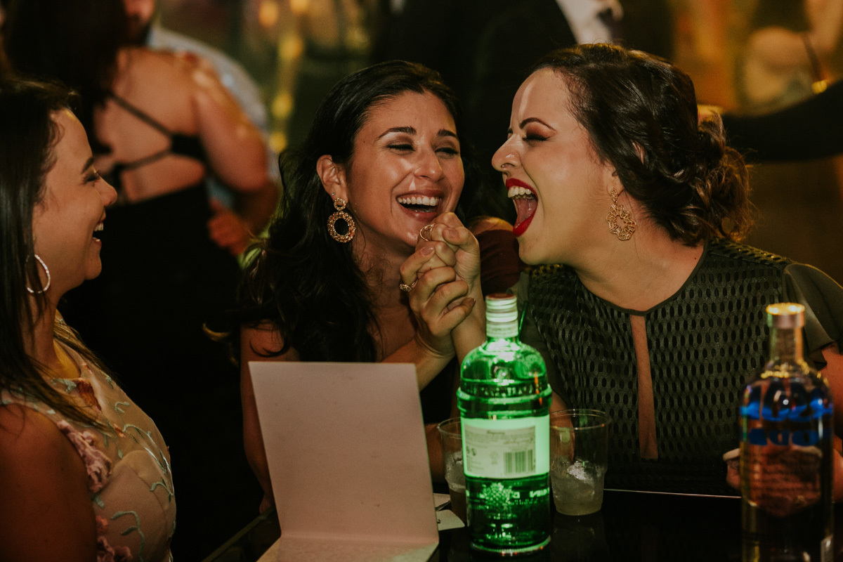 Festa de casamento no villa ricci mogi guaçu, dança dos noivos, balada festa super animada fotografia de momentos com o fotografo rafael serra de mogi guaçu, casamento de amanda e george