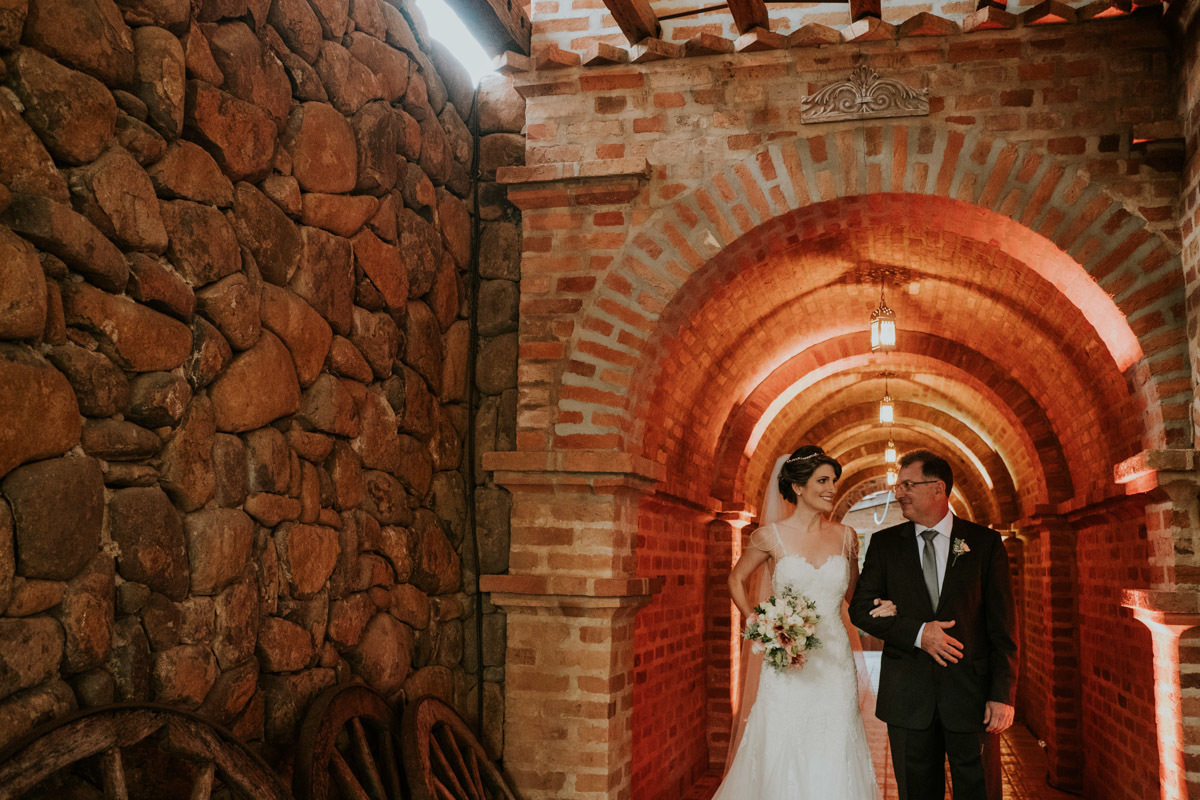 Fotografia de casamento em mogi guaçu, decoração de casamento, fotografo rafael serra, casamento de amanda e george, cerimonia emocionante ao ar livre