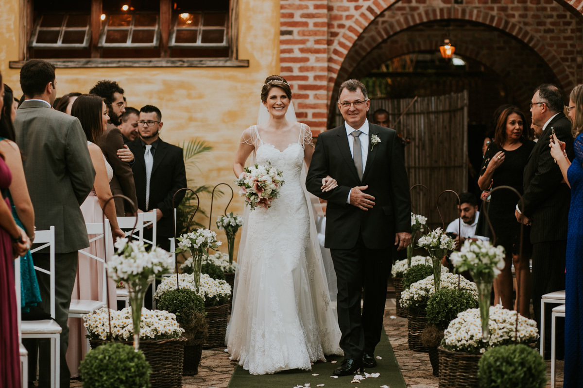 Fotografia de casamento em mogi guaçu, decoração de casamento, fotografo rafael serra, casamento de amanda e george, cerimonia emocionante ao ar livre