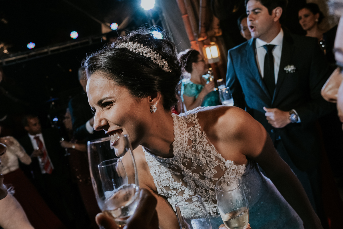 fotografia de casamentos casamento de isabel e rafael que aconteceu em holambra interior de são paulo casal apaixonado decoração rustica, making of da noiva, cerimonia e festa, fotografia com emoção, fotos espontaneas, rafael serra fotografia e cinema