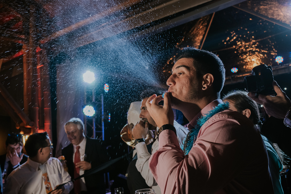 fotografia de casamentos casamento de isabel e rafael que aconteceu em holambra interior de são paulo casal apaixonado decoração rustica, making of da noiva, cerimonia e festa, fotografia com emoção, fotos espontaneas, rafael serra fotografia e cinema