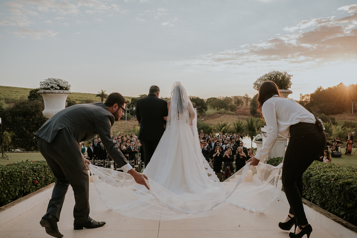 casamento de julia e glenn mcmillan casamento no campo cerimonia no por do sol casamento do power ranger amarelo fotografia de casamentos rafael serra fotografia e cinema mogi guaçu são joão da boa vista making of e festa