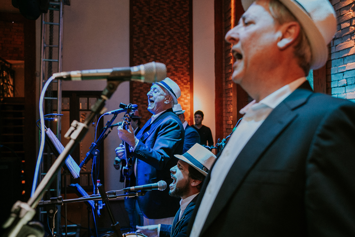 casamento de julia e glenn mcmillan casamento no campo cerimonia no por do sol casamento do power ranger amarelo fotografia de casamentos rafael serra fotografia e cinema mogi guaçu são joão da boa vista making of e festa