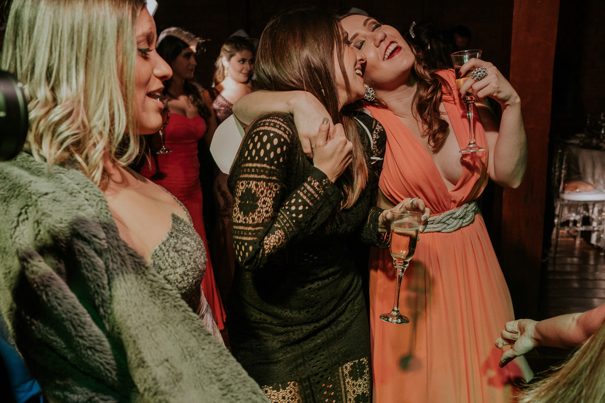 casamento de julia e glenn mcmillan casamento no campo cerimonia no por do sol casamento do power ranger amarelo fotografia de casamentos rafael serra fotografia e cinema mogi guaçu são joão da boa vista making of e festa