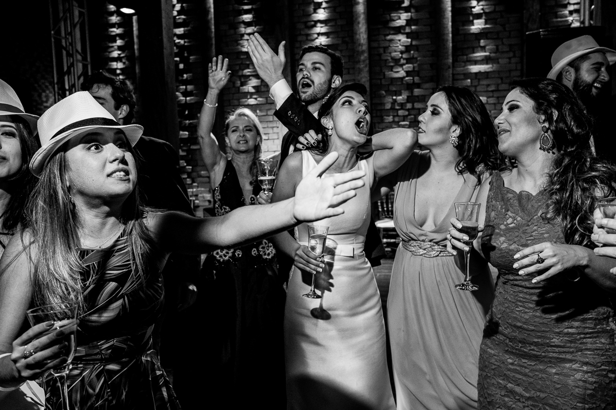 casamento de julia e glenn mcmillan casamento no campo cerimonia no por do sol casamento do power ranger amarelo fotografia de casamentos rafael serra fotografia e cinema mogi guaçu são joão da boa vista making of e festa