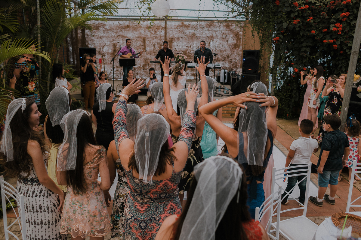 fotografia de caamento, casamento simone e cesar, casorio simone e cesar, rafael serra fotografia e cinema, rafael serra fotografo mogi guaçu, casamento de dia, casamento externo ao ar livre, floriada holambra