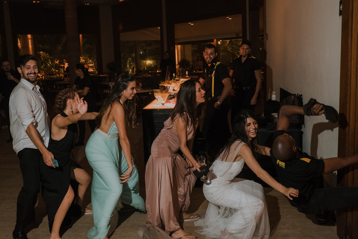 fotografia de caamento, casamento thamires e jean, casorio thamires e jean, rafael serra fotografia e cinema, rafael serra fotografo mogi guaçu, casamento de dia, casamento externo ao ar livre, portal girassol