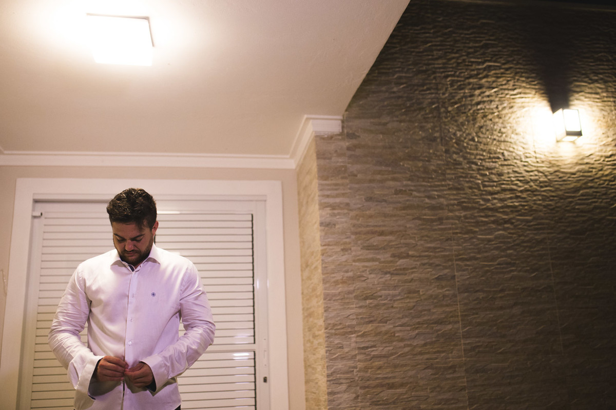 Making od fo noivo, preparação pro casamento, noivo se arrumando, amigos do noivo, padrinhos, terno do noivo, casamento são joão da boa vista, casamento jiu jistu