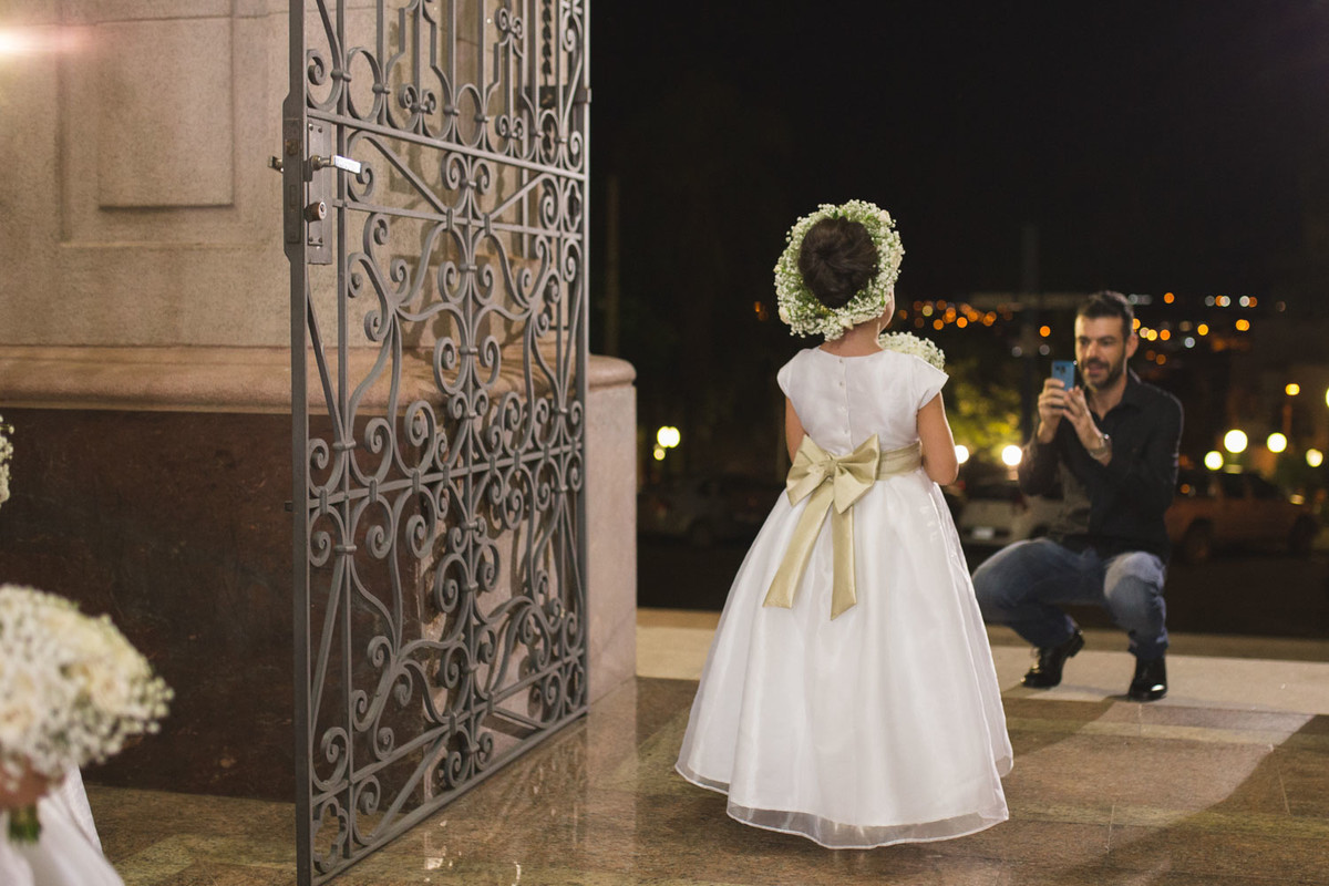 Casamento igreja, casamento interior de são paulo, são joão da boa vista matriz, cerimonia emocionante, fotos com emoção, fotos com sentimento, fotografia de momentos, momentos especiais, decoração de igrej